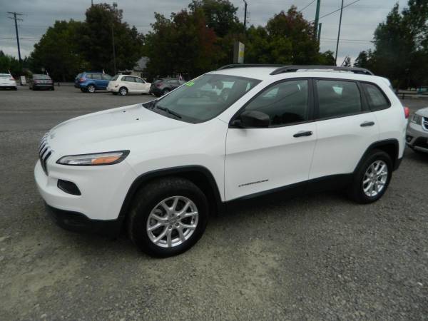 2016 Jeep Cherokee 4/4 - EXTRA CLEAN!! EZ FINANCING!! CALL NOW! 1
