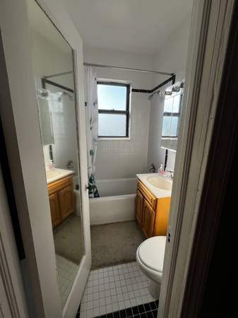 $1,595 / 1br - Lakeview East Apartment for sublet (Lakeview East)64041641464066122