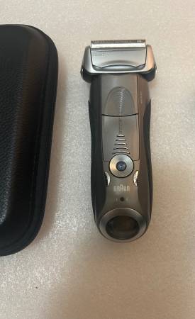 Braun Series 7 799cc-6 Rechargeable Electric Shaver + Cleaner - $65 (San Jose)63471479901185121