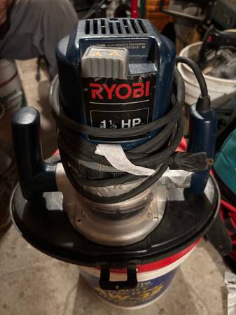 GOOD USED POWER TOOLS TOO MUCH TO LIST 1