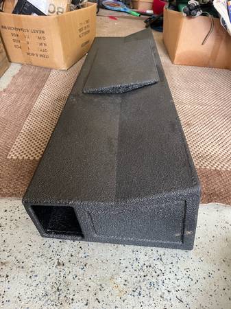 Conjunto de subwoofer SKAR Audio - $400 (Dothan)63440435662595122