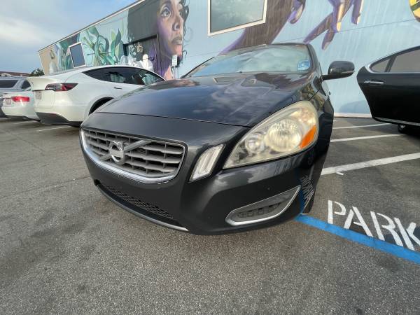 ******2012 Volvo S60 T5 Premier Luxury Sport Sedan $999****** 1