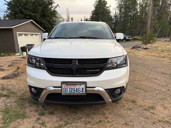 2016 Dodge Journey Crossroad AWD V6 - $11,500 (Medical Lake)63613077699713124