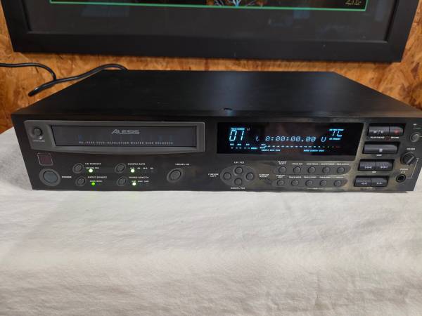 Alesis MasterLink CD mastering system 1