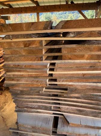 Liquidating wide boards lumber,old barn wood,live edge slabs 1