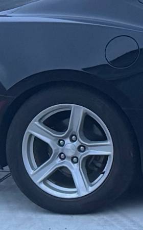 V6 Camaro LT 2017 - $23,000 (Parkland)63623558528385123