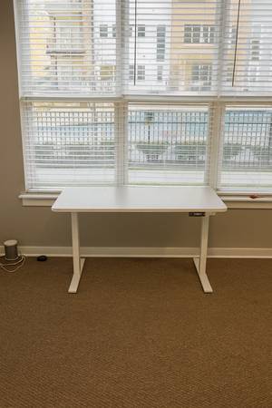 White standing desk 1
