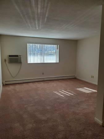 $1,795 / 400ft2 - North Quincy Studio Walk to Everything HT/HW Included63996547233922122