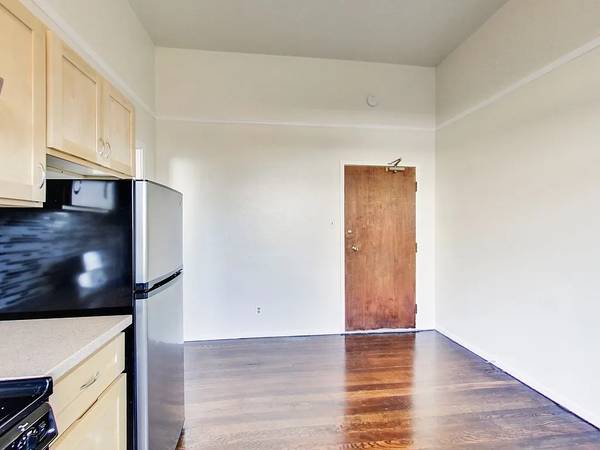 $920 / 1br - Modern, updated one-bedroom unit available (San Francisco, CA)63946806425091124