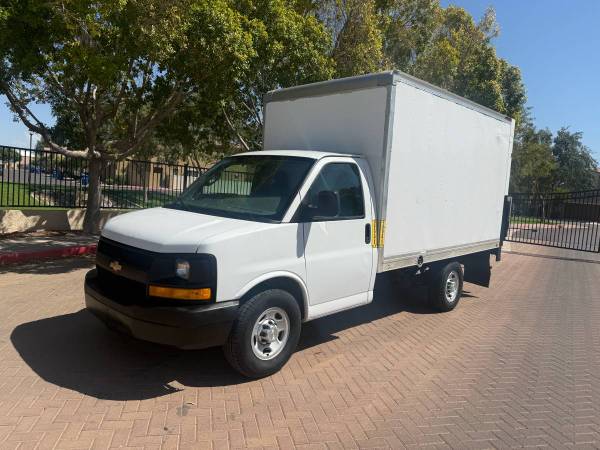 2016 CHEV EXPRESS BOX VAN WITH LIFT GATE 1 OWNER BEST BUY SEE PICS 1
