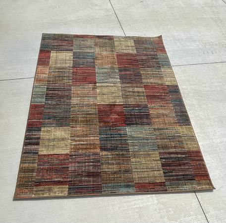 Area rug 1