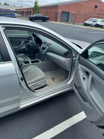 2009 Toyota Camry - $2,650 (Gainesville)63621215344643121