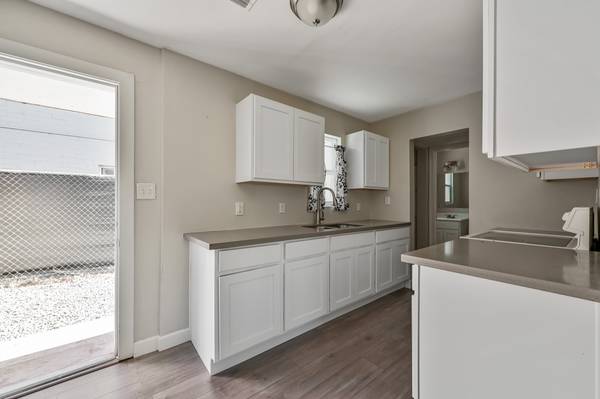 $995 / 1br - 700ft2 - 2142 E Taylor ST #7 (Phoenix)64024996465025124
