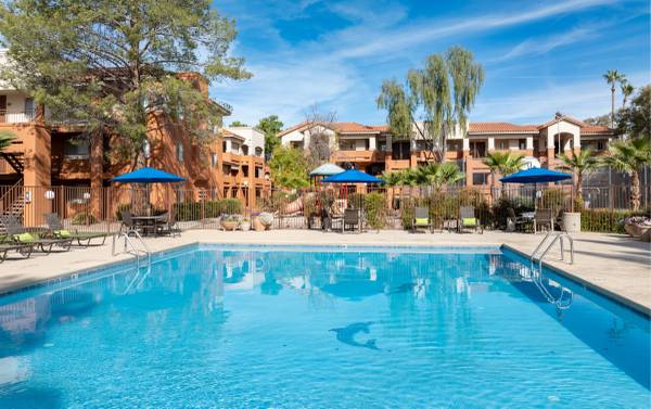 $985 / 1br - 456ft2 - Feel Right at Home at Sandstone Apartments – Tucson Living at Its Bes (Tucson Az)63674996348289121