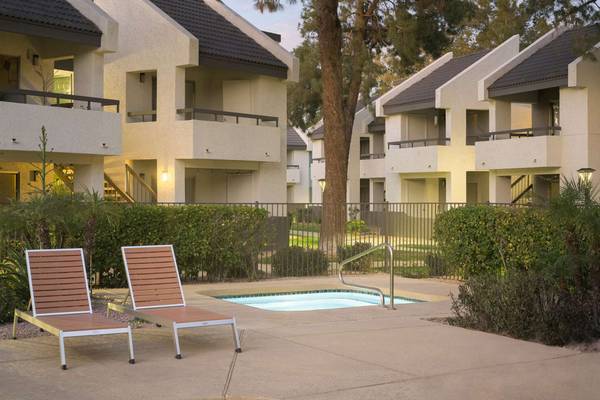 $1,249 / 1br - 564ft2 - Don't wait! This spacious 1 bed, 1 bath will go fast! 564 Sq Ft! (Gilbert - North Gilbert)64024992727937123
