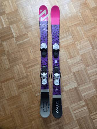 Volkl Pyra Jr Junior kid's skis 118 cm w/ Marker 4.5 Bindings