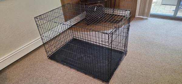Dog Pet Crate 1