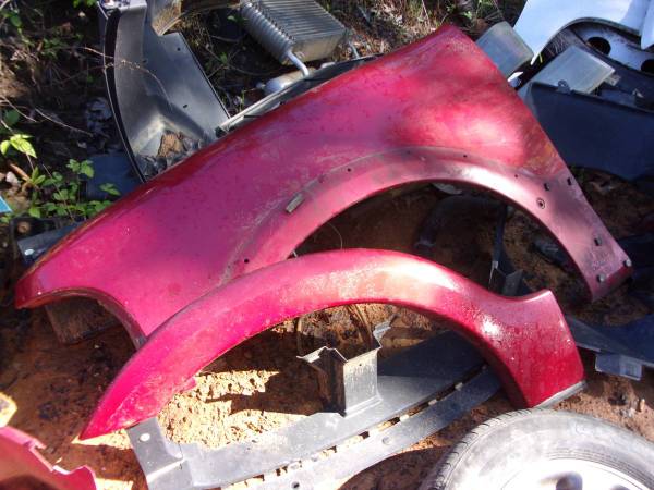 2000 Lincoln Navigator front clip 1