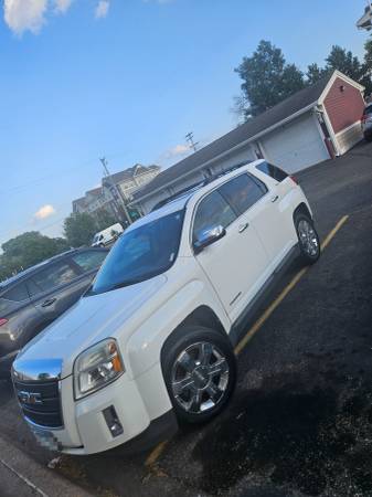 2011 GMC TERRAIN AWD