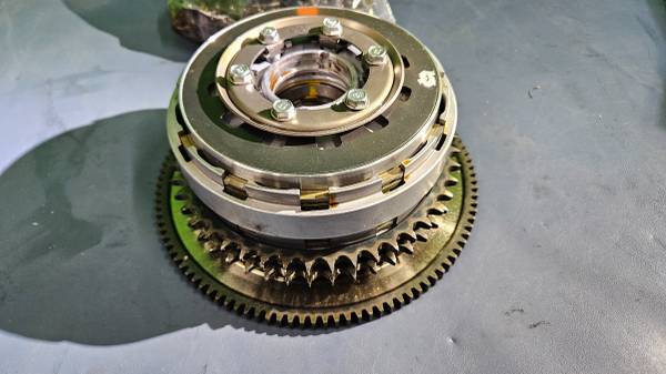 2009 Harley Davidson Electra Glide Standard FLHT CLUTCH BASKET KIT 1