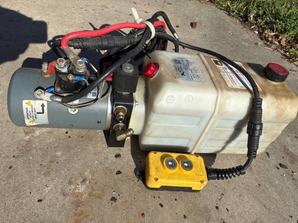 Hydraulic pump complete 1