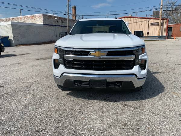 2023 Chevy Silverrado Crew Cab - $28,900 (Hammond Indiana)63619011822083121