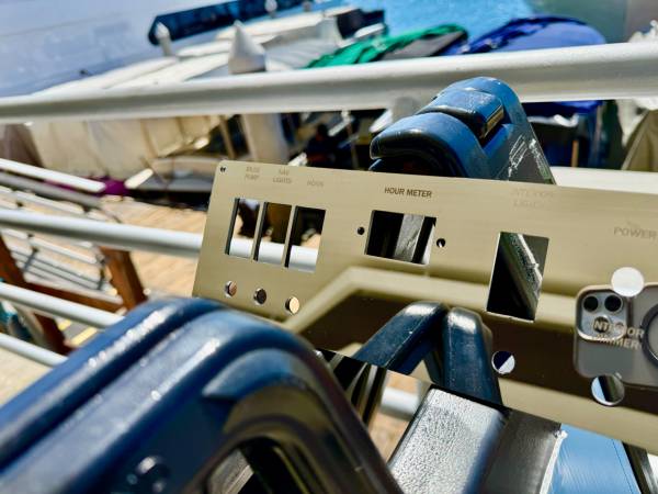 Duffy Boat Stainless Steel Instrument Panel Faceplate – Duplex 2205 1