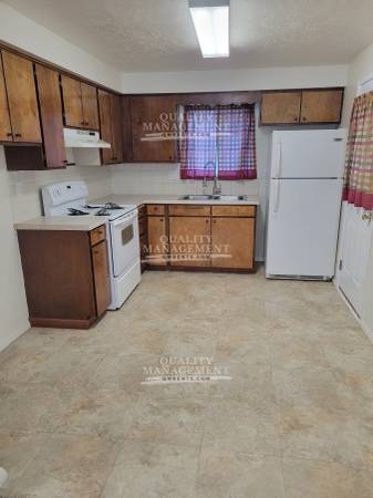 $1,200 / 2br - 511S. Elder St. #A  Nampa (Nampa)64003314494466124