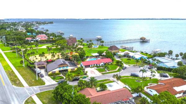 $824,500 / 4br - 2690ft2 - ¡¡¡REDUCCIÓN DE PRECIO! ¡VISTAS INTERCOASTALES SIN EL PRECIO!!! (Indialantic)63846409355267121