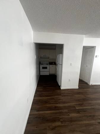 $1,750 / 1br - 575ft2 - 1/1 IN COCONUT GROVE by 27 ave (Coconut Grove)63825138906881123
