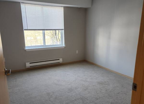 GARAGE INCLUDED TWO BEDROOM TWO BATH 1