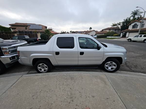 Camioneta Honda Ridgeline 2006 de 3650 - $3.650 (San Diego)63440289987459123