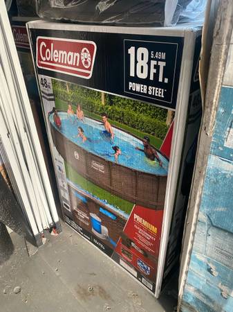 Piscina de 18 pies x 48 pulgadas - $400 (Hamilton City)63470297716097121