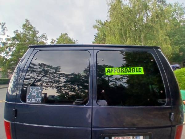 FORD E350 ECONOLINE VAN 2003 - $1.500 (SEATTLE, WASHINGTON)63469618108163123