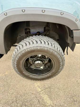 2011 GMC Sierra 3500 HD - Photo 12