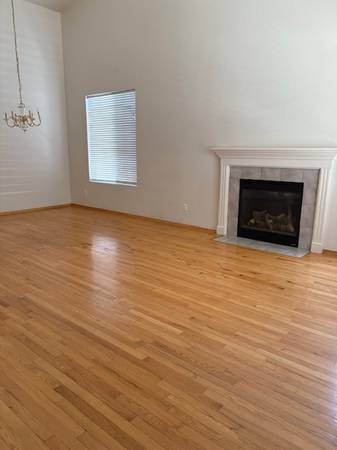 $2,400 / 4br - 2300ft2 - Beautiful, Large Home in Newman (Newman)63970303053186122