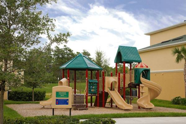 $1,195 / 2br - 943ft2 - BOO-tiful Location-Spook-tacular Prices! Reduced rent-Apply NOW!!!!!!! (Manatee Cove Apartments in Melbourne)63923538197123122