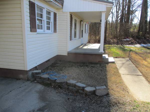 $1,500 / 3br - 3 Bed 1 Bath (Reidsville N.C.)64027275143297121