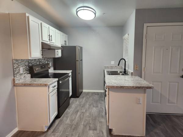 $1,029 / 2br - 860ft2 - 🏡 Now Leasing: 6 Weeks Free Rent 🗝️ (Tucson, AZ)63674809675265122