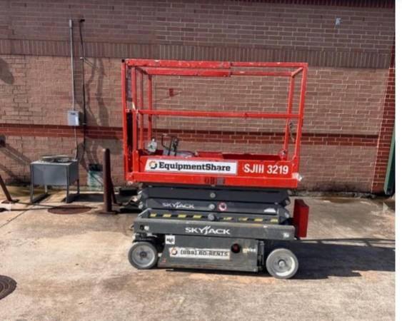 SKYJACK 19’ Electric Scissor 1
