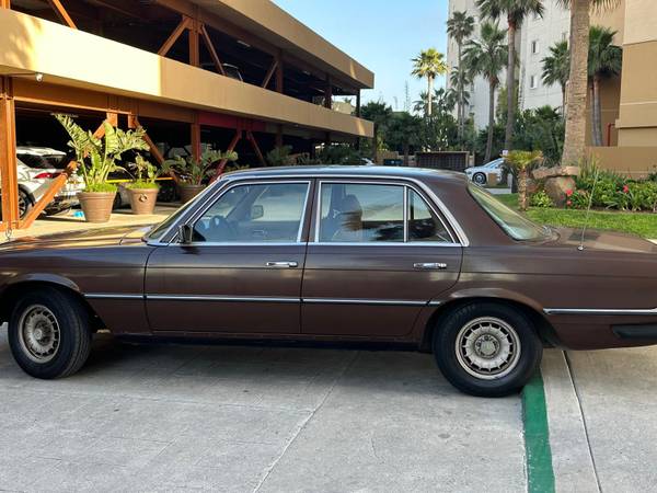 1979 Mercedes Benz 300SD Diesel - $4,80063624764557571123