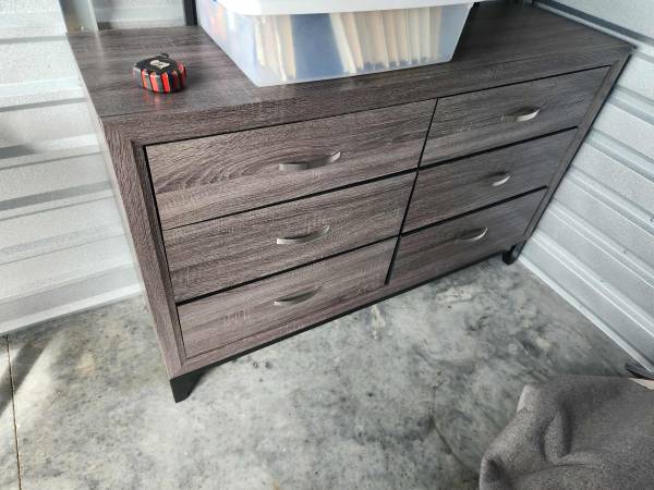 6-drawer dresser 1
