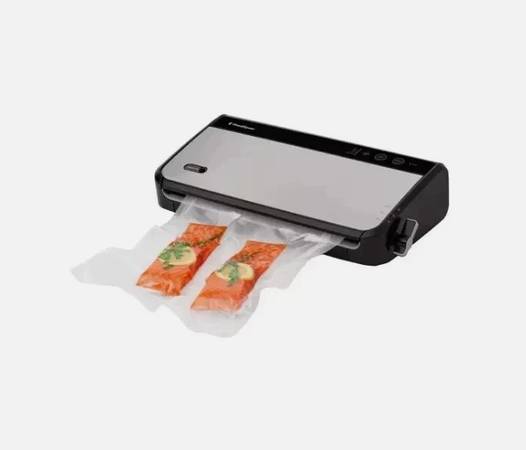 FoodSaver FM2900 Vacuum Sealer 1