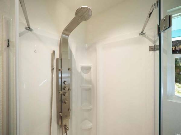 $1100.00 / 4br - House63667905490051122
