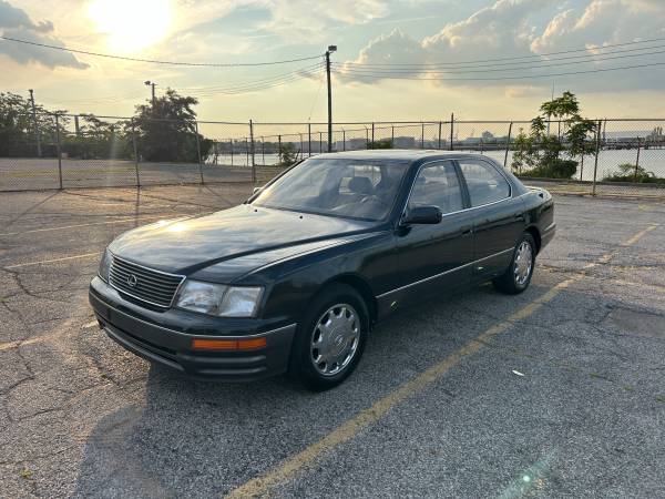 1996 LEXUS LS400 - $8.500 (Staten Island)63470613397889122
