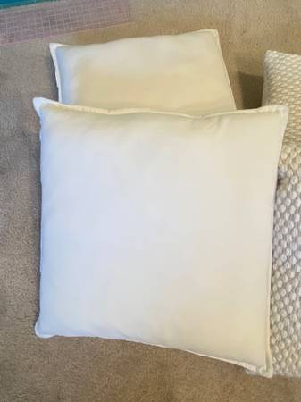 4 pillows 1
