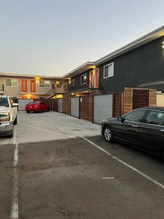 $2,175 / 1br - 700ft2 - 🌻🐶❤️ PET FREINDLY. . 1  BED /1 BATH. FULLY UPGRADED . GATED ENTRY (🔥🔥 $500- OFF NOW 🔥🔥 🚨🚨 MOVE IN SPECIAL LIMITED 🚨🚨)63663922356227124