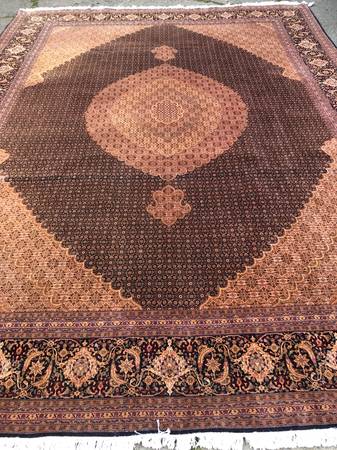 Iranian Hand Made Large fine silk and wool Tabriz Rug 1