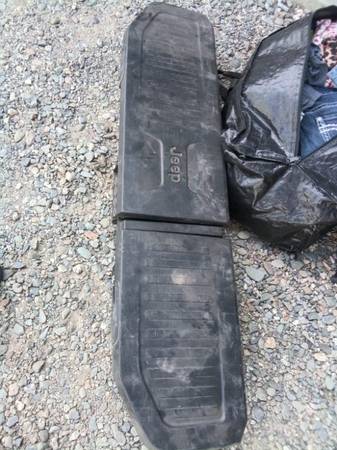 Jeep tool box 1