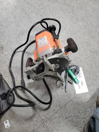 3hp Chicago plunge router 1